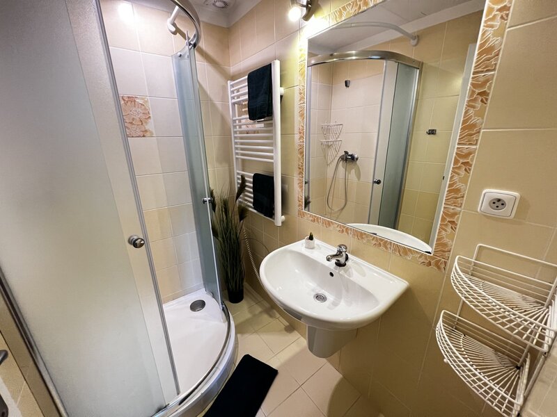 INVESTIČNÍ NEMOVITOST – PENZION SE 6 APARTMÁNY V TURISTICKÉ OBLASTI U LIPNA