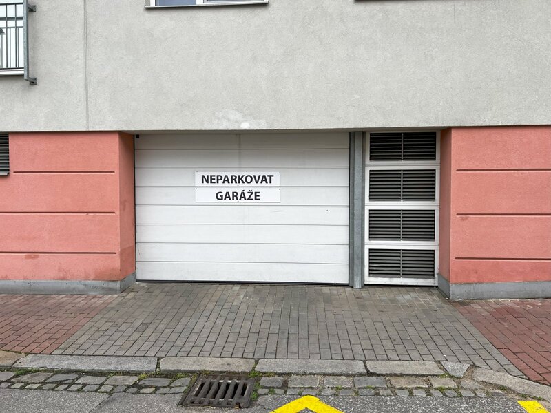 Byt 3+kk s balkonem a možností garáže v domě – Riegrova, České Budějovice