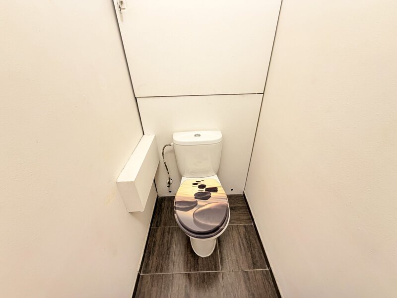 PRONÁJEM PROSTORNÉHO BYTU 3+1 S LODŽIÍ, UL. K. ŠTĚCHA, ČESKÉ BUDĚJOVICE