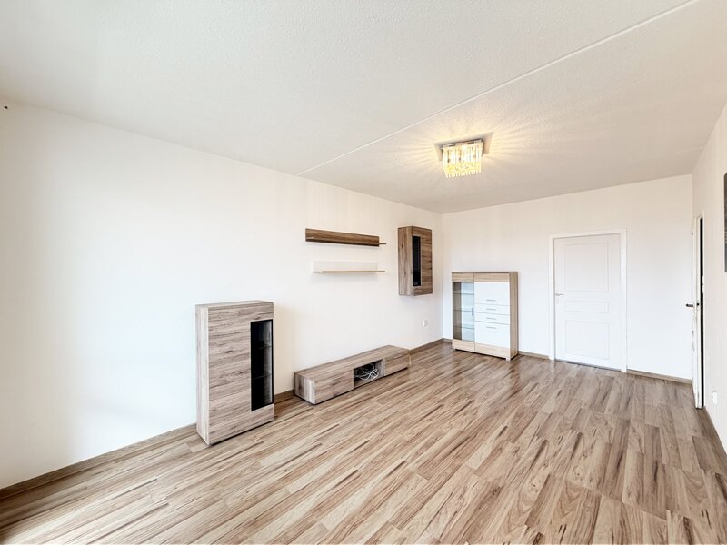 PRONÁJEM PROSTORNÉHO BYTU 3+1 S LODŽIÍ, UL. K. ŠTĚCHA, ČESKÉ BUDĚJOVICE