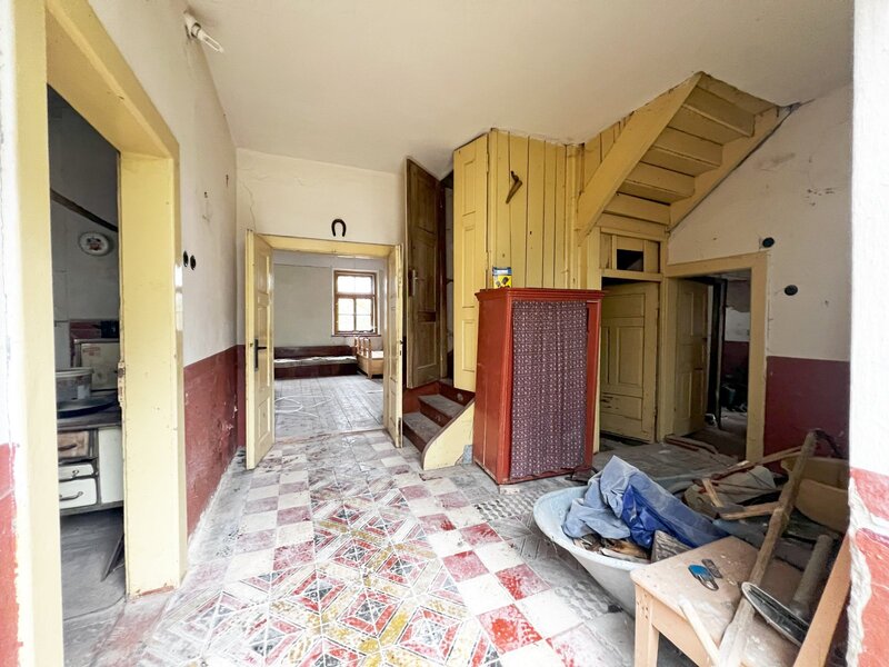 Rodinný dům 5+1, 251 m² podlahové plochy, pozemek 4 779 m² – Jindřichova Hora