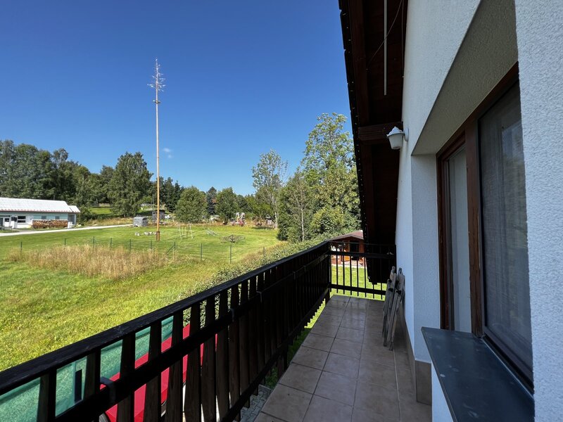 Investiční příležitost! Dům se 6 apartmány u Lipna.