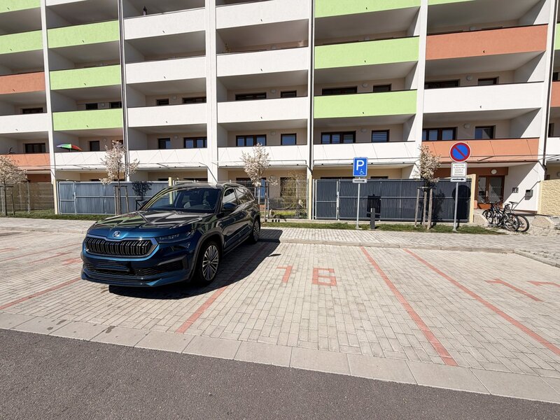 BYT 2+KK SE ZAHRADOU, TERASOU A PARKOVACÍM STÁNÍM – WILLOW RESORT, ČESKÉ VRBNÉ