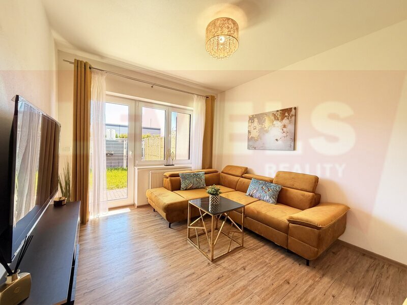 BYT 2+KK SE ZAHRADOU, TERASOU A PARKOVACÍM STÁNÍM – WILLOW RESORT, ČESKÉ VRBNÉ