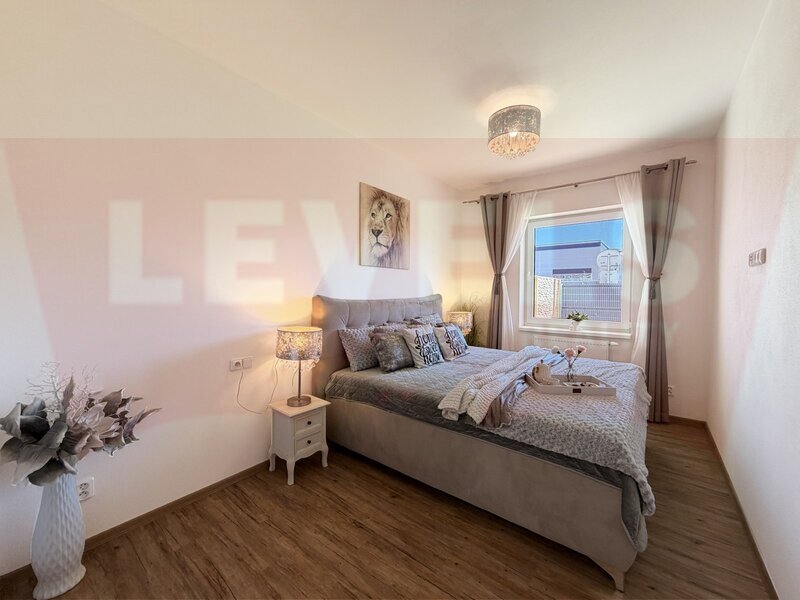 BYT 2+KK SE ZAHRADOU, TERASOU A PARKOVACÍM STÁNÍM – WILLOW RESORT, ČESKÉ VRBNÉ