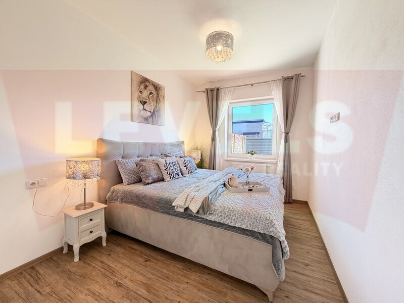 BYT 2+KK SE ZAHRADOU, TERASOU A PARKOVACÍM STÁNÍM – WILLOW RESORT, ČESKÉ VRBNÉ