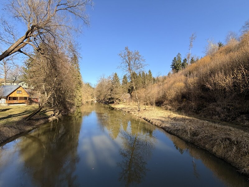POZEMEK / CHATA U VODY V KRÁSNÉ PŘÍRODĚ – DOLNÍ STROPNICE | 220 m² | ELEKTŘINA
