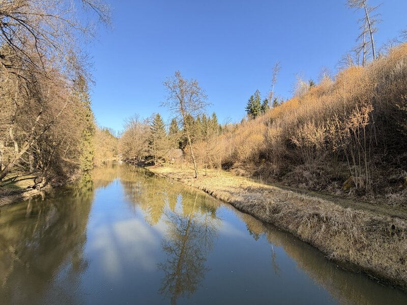 POZEMEK / CHATA U VODY V KRÁSNÉ PŘÍRODĚ – DOLNÍ STROPNICE | 220 m² | ELEKTŘINA
